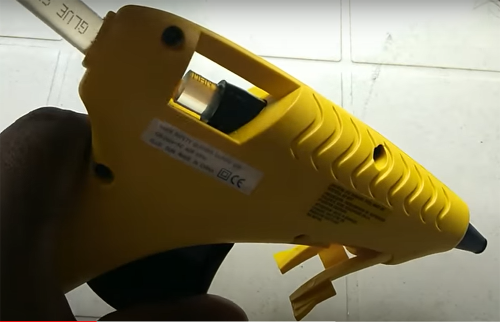 How do you Remove a Glue Stick From a Glue Gun?