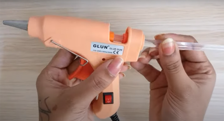 how-to-remove-glue-stick-from-glue-gun-gluegunwiki