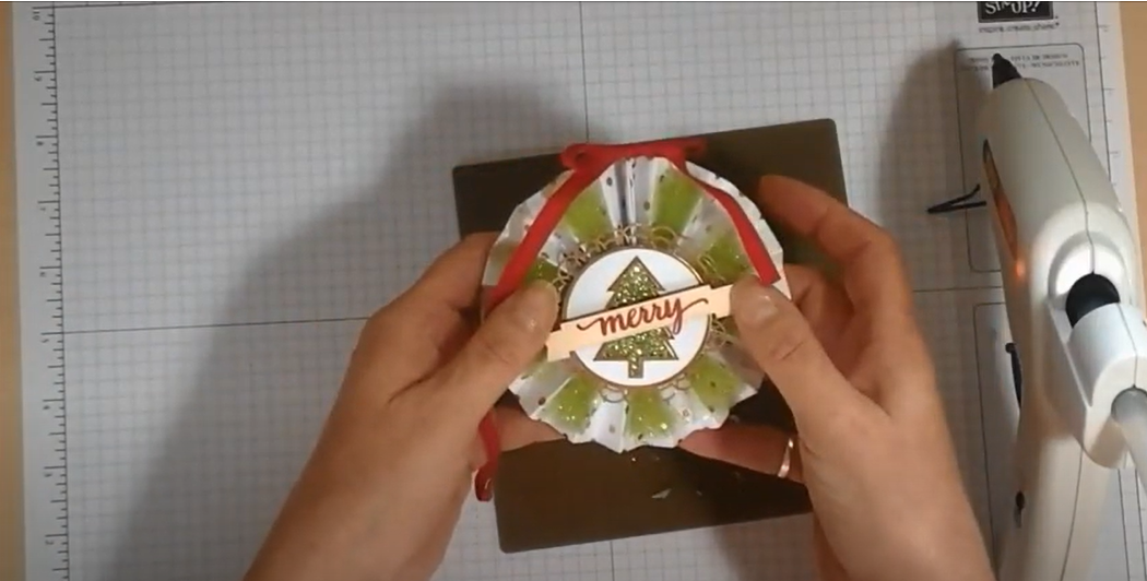 How to Use a Hot Glue Gun Without Strings? GlueGunWiki